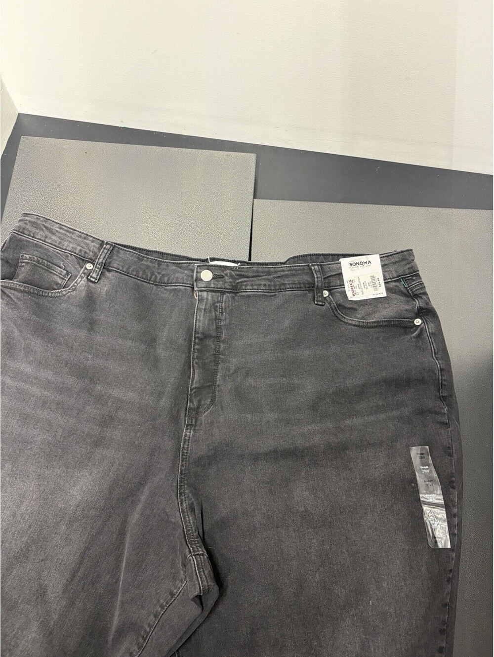 Sonoma High-Rise Straight Jeans Women’s Size 28x27.5 - Black